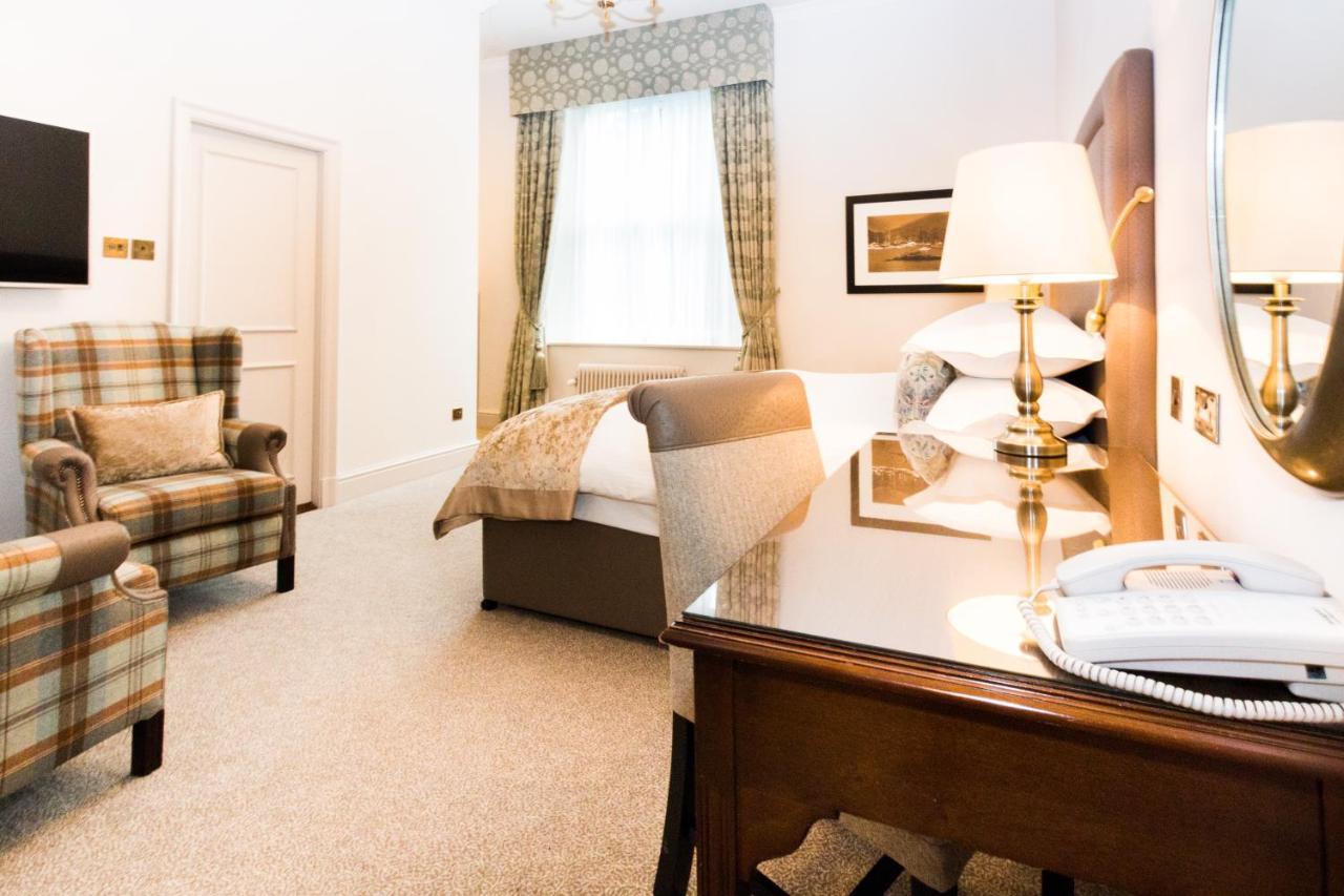 Macdonald Old England Hotel & Spa Bowness-on-Windermere Eksteriør bilde